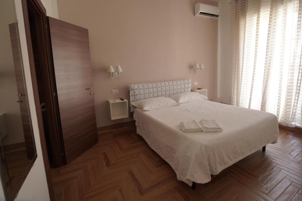 B&B I Due Teatri Neapol Exteriér fotografie