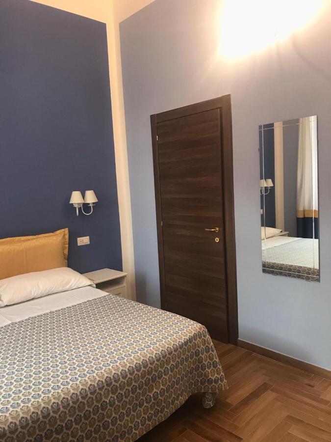 B&B I Due Teatri Neapol Exteriér fotografie